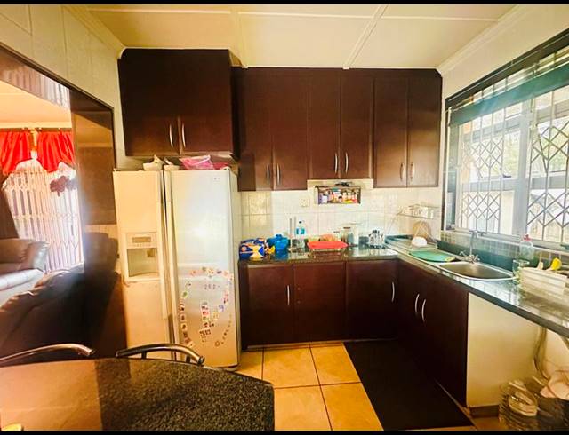 3 BEDROOM HOUSE FOR SALE IN UMBILO